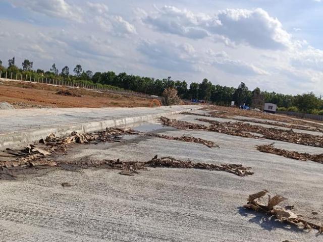 Residential Plot in H Cross for resale Chikballapur District. The reference number is 19790408