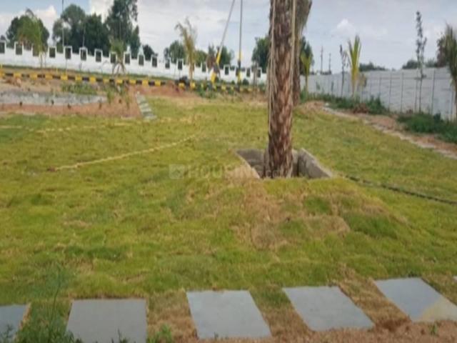 Residential Plot in Hadapsar for resale Pune. The reference number is 10899049