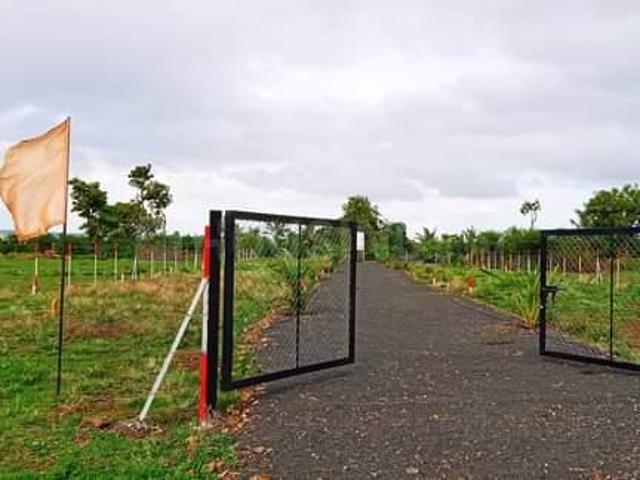 Residential Plot in Hadapsar for resale Pune. The reference number is 11835641