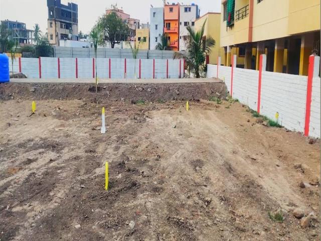 Residential Plot in Hadapsar for resale Pune. The reference number is 15482349