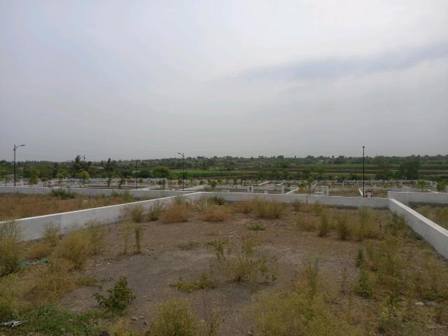 Residential Plot in Hadapsar for resale Pune. The reference number is 20228293
