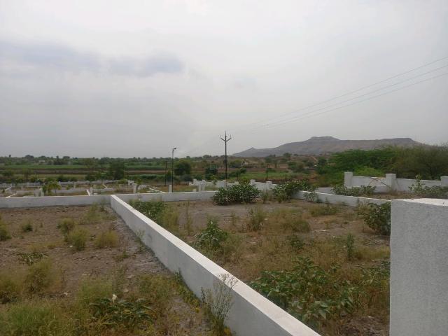 Residential Plot in Hadapsar for resale Pune. The reference number is 20228297