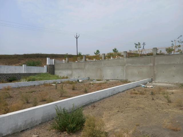 Residential Plot in Hadapsar for resale Pune. The reference number is 20228295