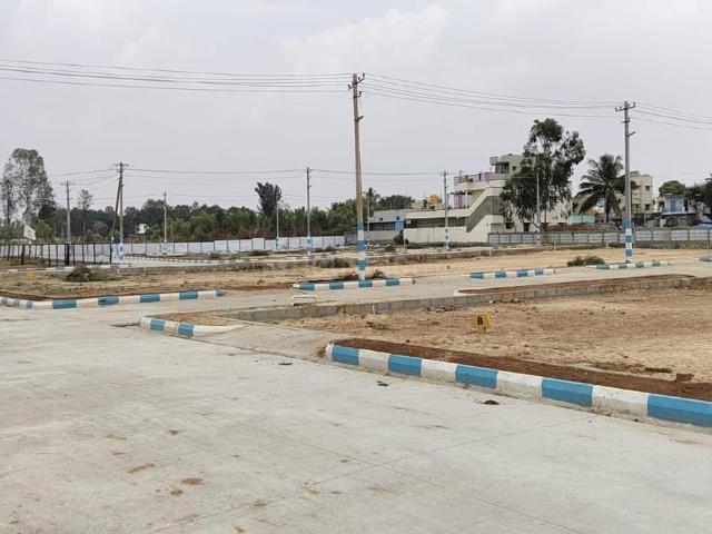 Residential Plot in Haragadde for resale Bengaluru. The reference number is 20752721