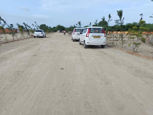 Residential Plot in Harikansh Garhi for resale Lucknow. The reference number is 18159116