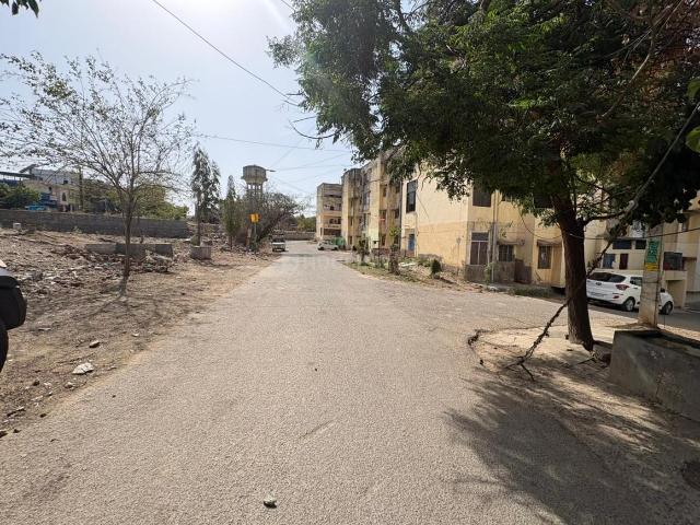 Residential Plot in Hiran Magri for resale Udaipur. The reference number is 20351982