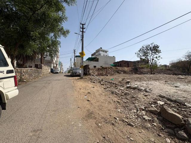 Residential Plot in Hiran Magri for resale Udaipur. The reference number is 20352133