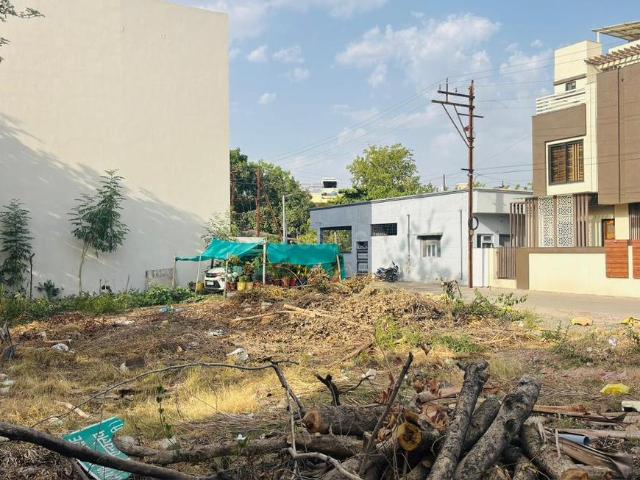 Residential Plot in Hoshangabad Road for resale Bhopal. The reference number is 20341560