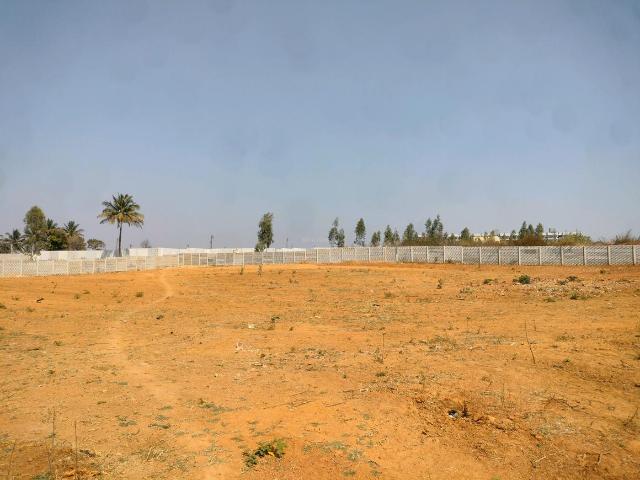 Residential Plot in Hoskote for resale Bengaluru. The reference number is 19445872