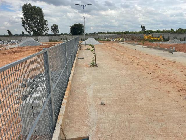 Residential Plot in Hoskote for resale Bengaluru. The reference number is 19836989