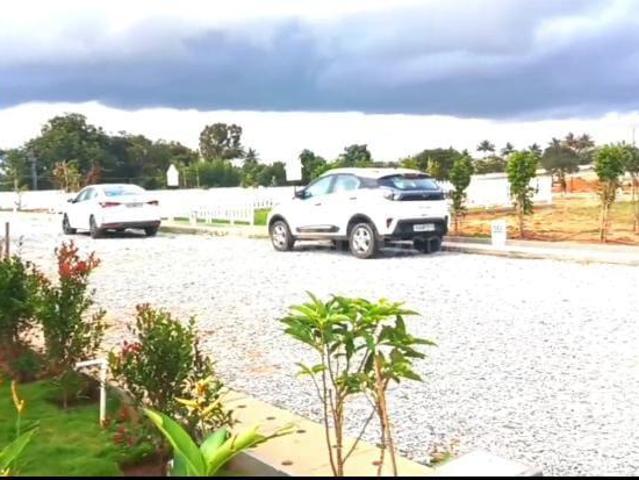 Residential Plot in Hoskote for resale Bengaluru. The reference number is 19984386