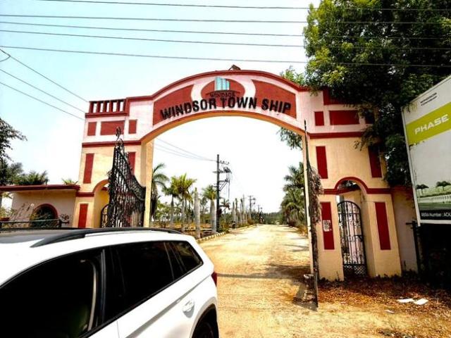Residential Plot in Hoskote for resale Bengaluru. The reference number is 20060141