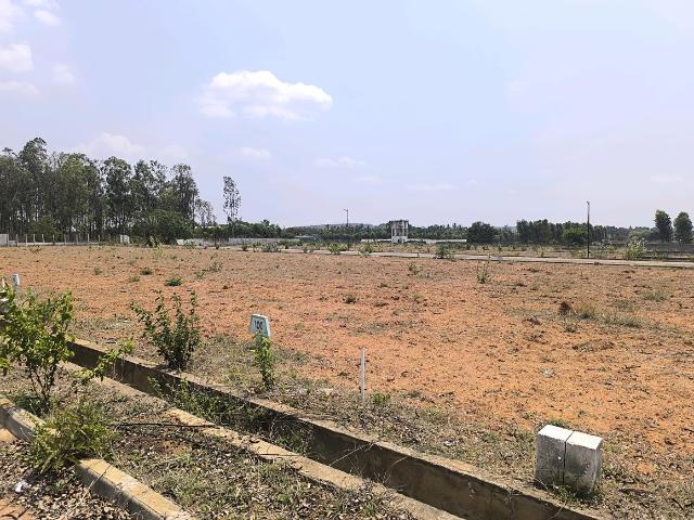 Residential Plot in Hoskote for resale Bengaluru. The reference number is 20125018