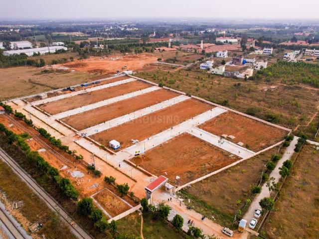 Residential Plot in Hoskote for resale Bengaluru. The reference number is 20346159