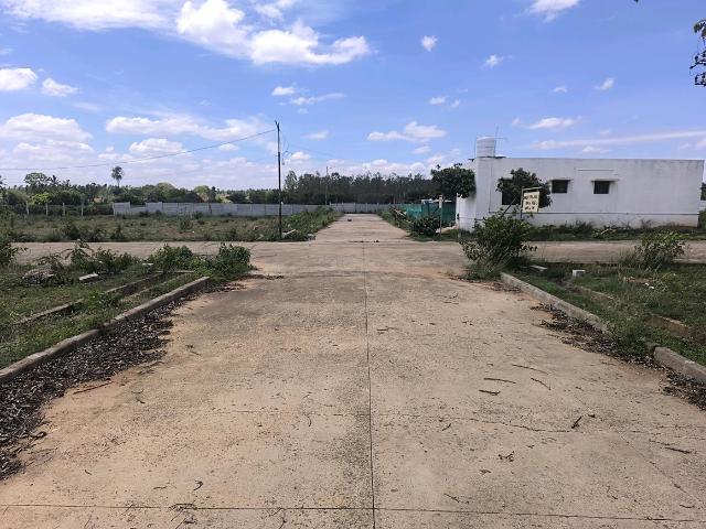 Residential Plot in Hoskote for resale Bengaluru. The reference number is 20386682