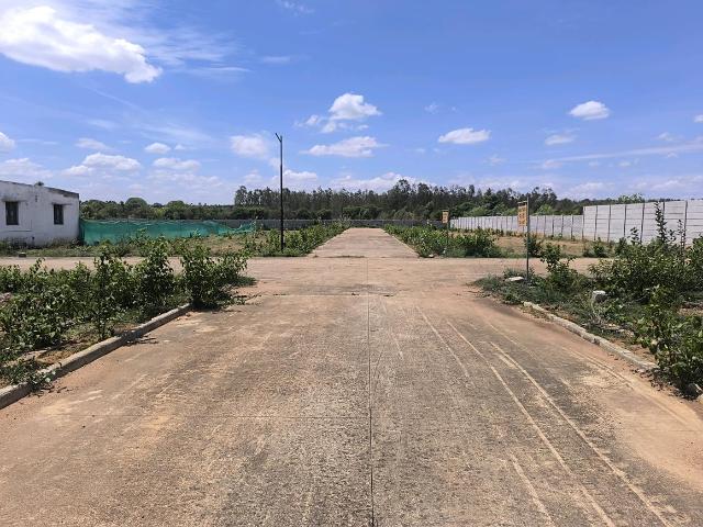 Residential Plot in Hoskote for resale Bengaluru. The reference number is 20386688