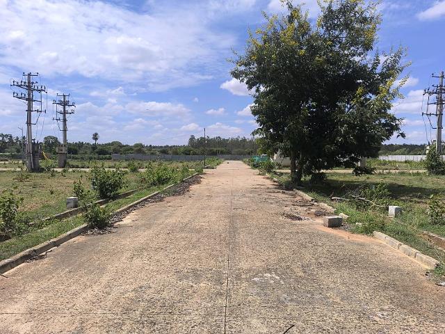 Residential Plot in Hoskote for resale Bengaluru. The reference number is 20386390