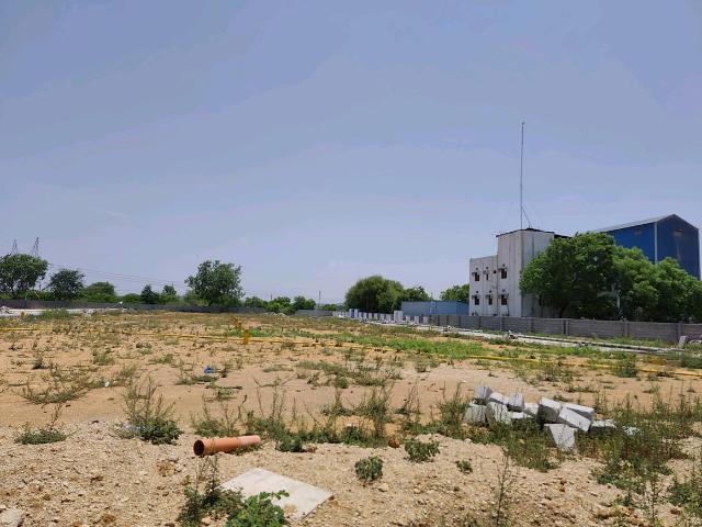 Residential Plot in Ibrahimpatnam for resale Hyderabad. The reference number is 17923401