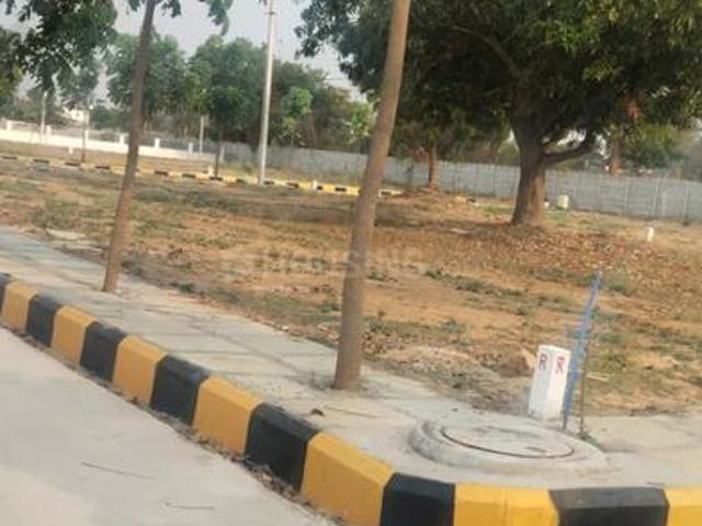 Residential Plot in Ibrahimpatnam for resale Hyderabad. The reference number is 19756910