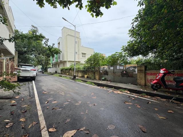 Residential Plot in Injambakkam for resale Chennai. The reference number is 19213097
