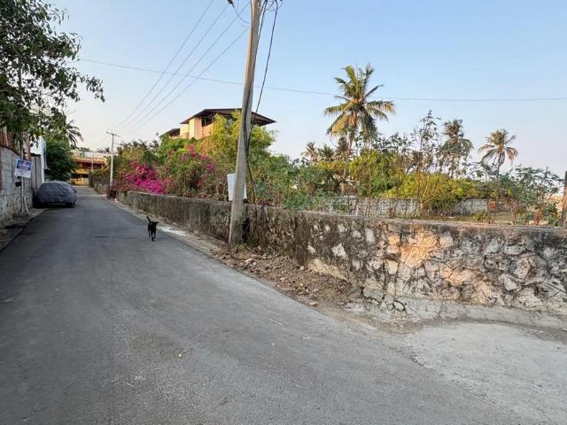 Residential Plot in Injambakkam for resale Chennai. The reference number is 20180621