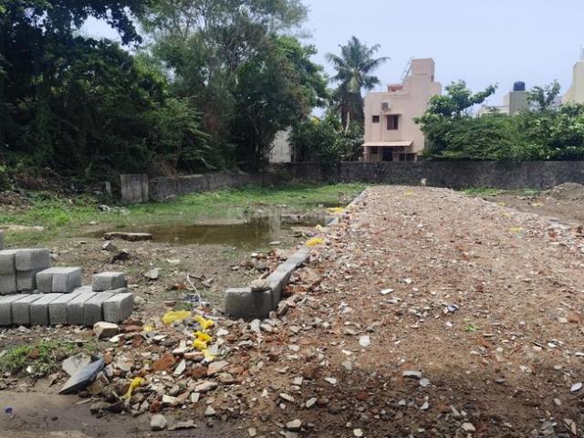 Residential Plot in Injambakkam for resale Chennai. The reference number is 20796581