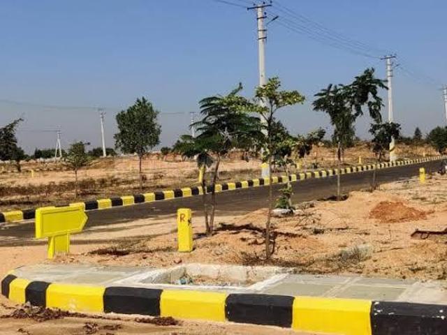 Residential Plot in Sangareddy Town for resale Sangareddy. The reference number is 20736987
