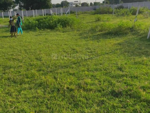 Residential Plot in Isnapur for resale Sangareddy. The reference number is 19573416