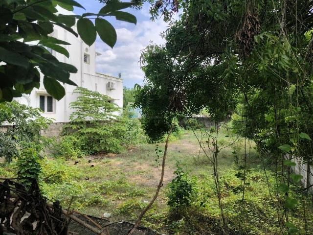 Residential Plot in J Nagar for resale Chennai. The reference number is 18088568