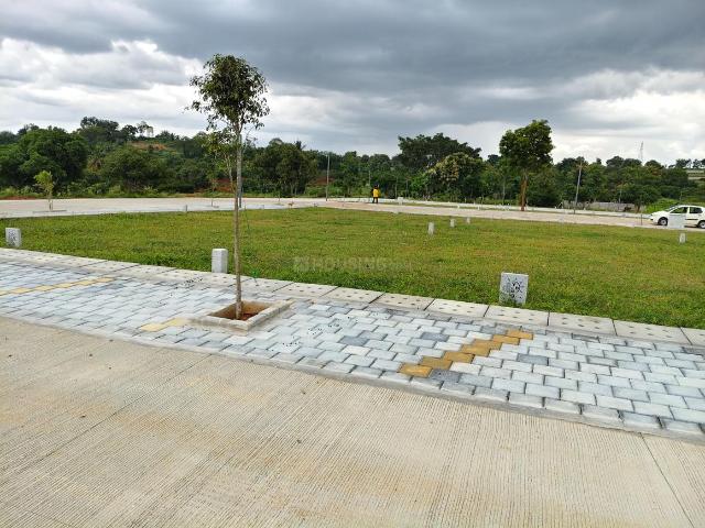 Residential Plot in J P Nagar for resale Mysore. The reference number is 18775042