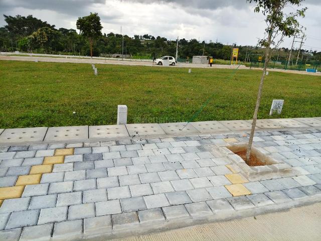 Residential Plot in J P Nagar for resale Mysore. The reference number is 18801306