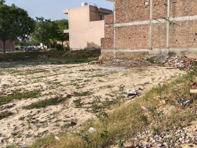 Residential Plot in Jait for resale Vrindavan. The reference number is 20469379