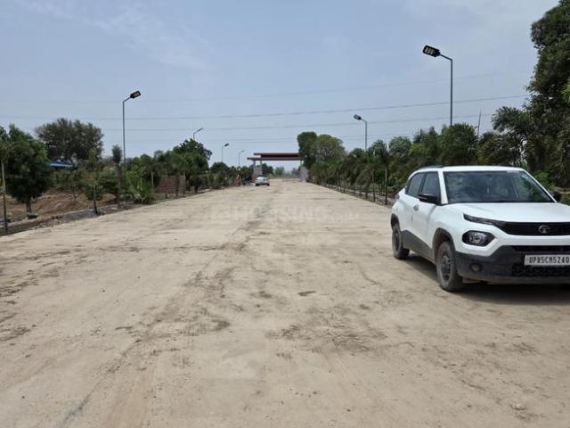 Residential Plot in Jait for resale Vrindavan. The reference number is 20803837