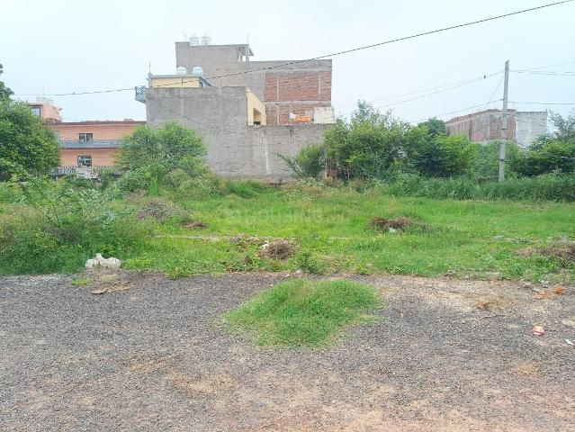 Residential Plot in Jait for resale Vrindavan. The reference number is 20816268