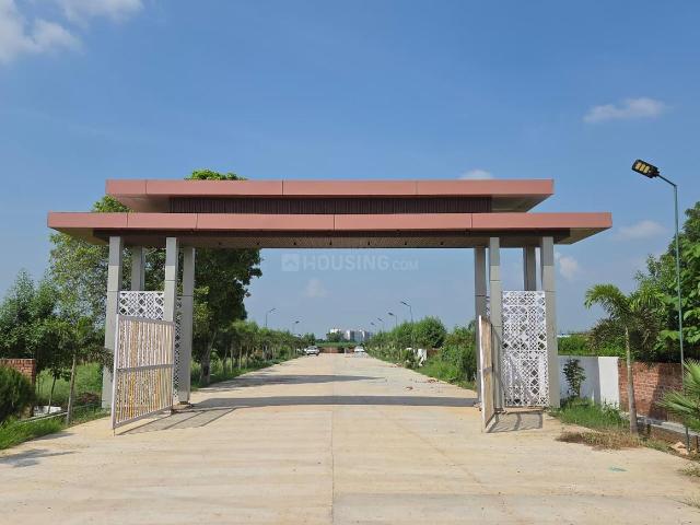 Residential Plot in Jait for resale Vrindavan. The reference number is 20964117