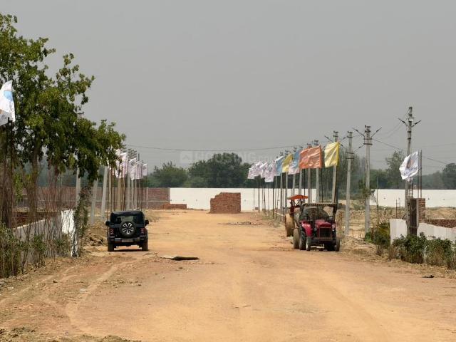 Residential Plot in Jait for resale Vrindavan. The reference number is 20343961