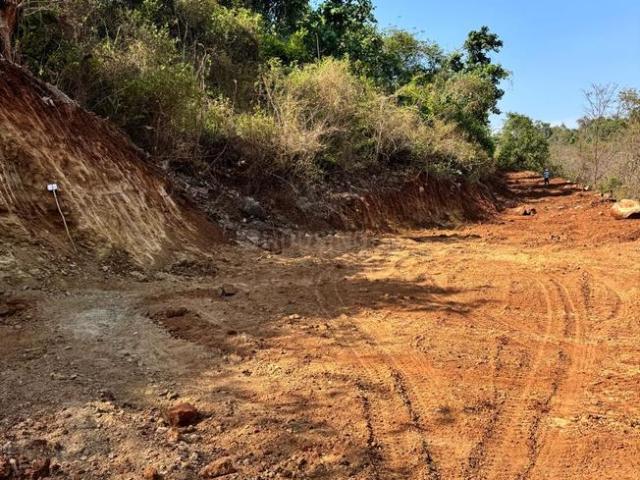 Residential Plot in Jambhulpada for resale Raigad. The reference number is 20674770