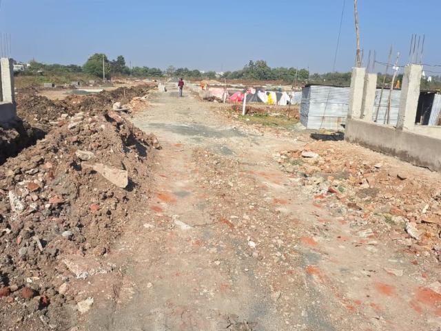 Residential Plot in Jamtha for resale Nagpur. The reference number is 19474163