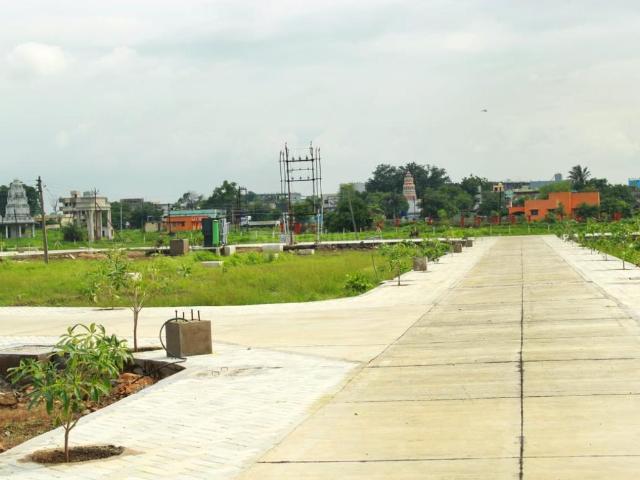 Residential Plot in Jamtha for resale Nagpur. The reference number is 19740578