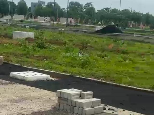 Residential Plot in Jamtha for resale Nagpur. The reference number is 20927933