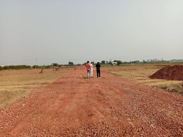 Residential Plot in Jewar for resale Greater Noida. The reference number is 20015980