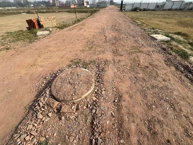 Residential Plot in Jewar for resale Greater Noida. The reference number is 20247979