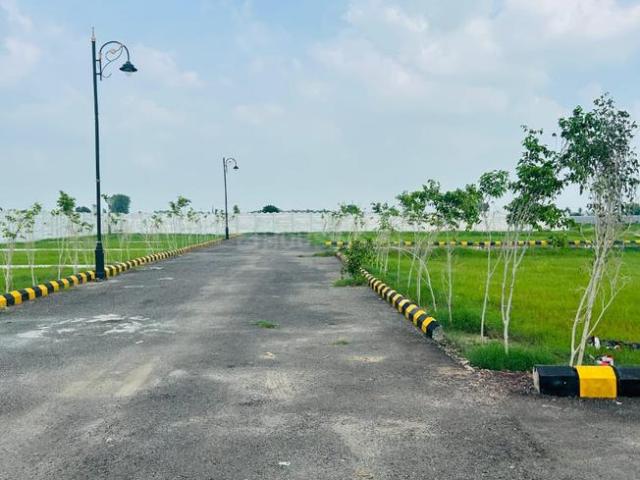 Residential Plot in Jewar for resale Greater Noida. The reference number is 20483977
