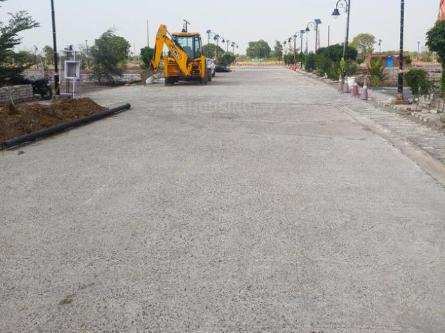 Residential Plot in Jewar for resale Greater Noida. The reference number is 20414492