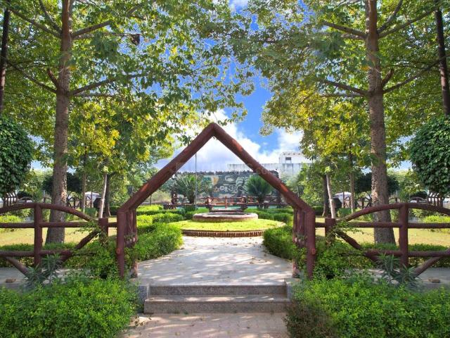 Residential Plot in Jewar for resale Greater Noida. The reference number is 20571723