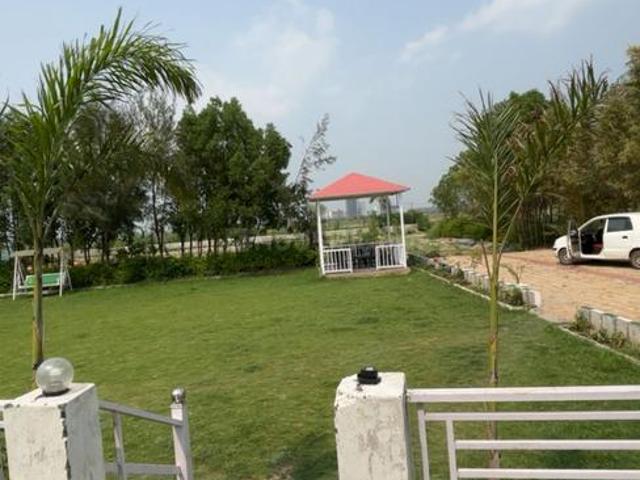 Residential Plot in Jewar for resale Greater Noida. The reference number is 20731668
