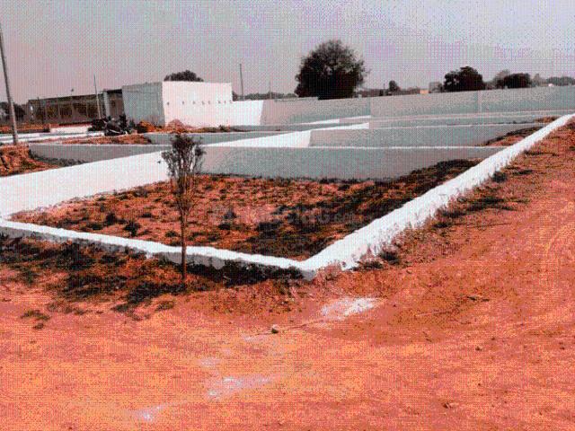 Residential Plot in Yeida for resale Greater Noida. The reference number is 20814017