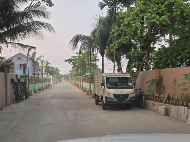 Residential Plot in Joka for resale Kolkata. The reference number is 20508200