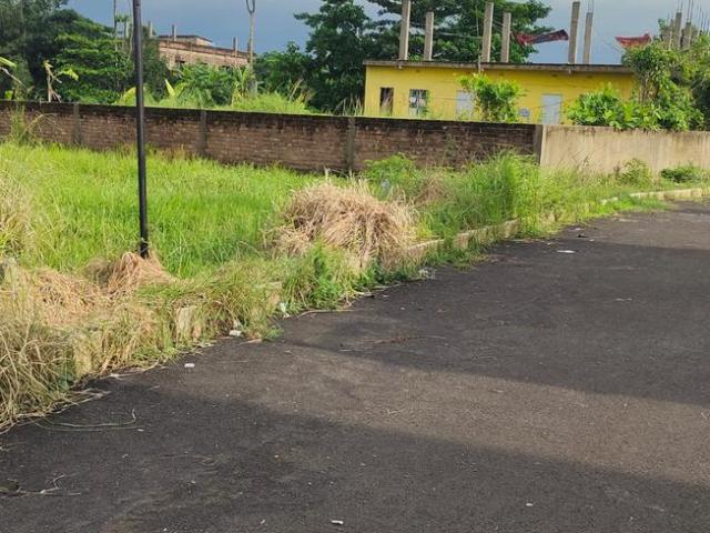 Residential Plot in Joka for resale Kolkata. The reference number is 20782560