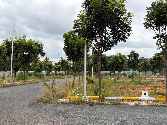 Residential Plot in Kundana for resale Bengaluru. The reference number is 20736420